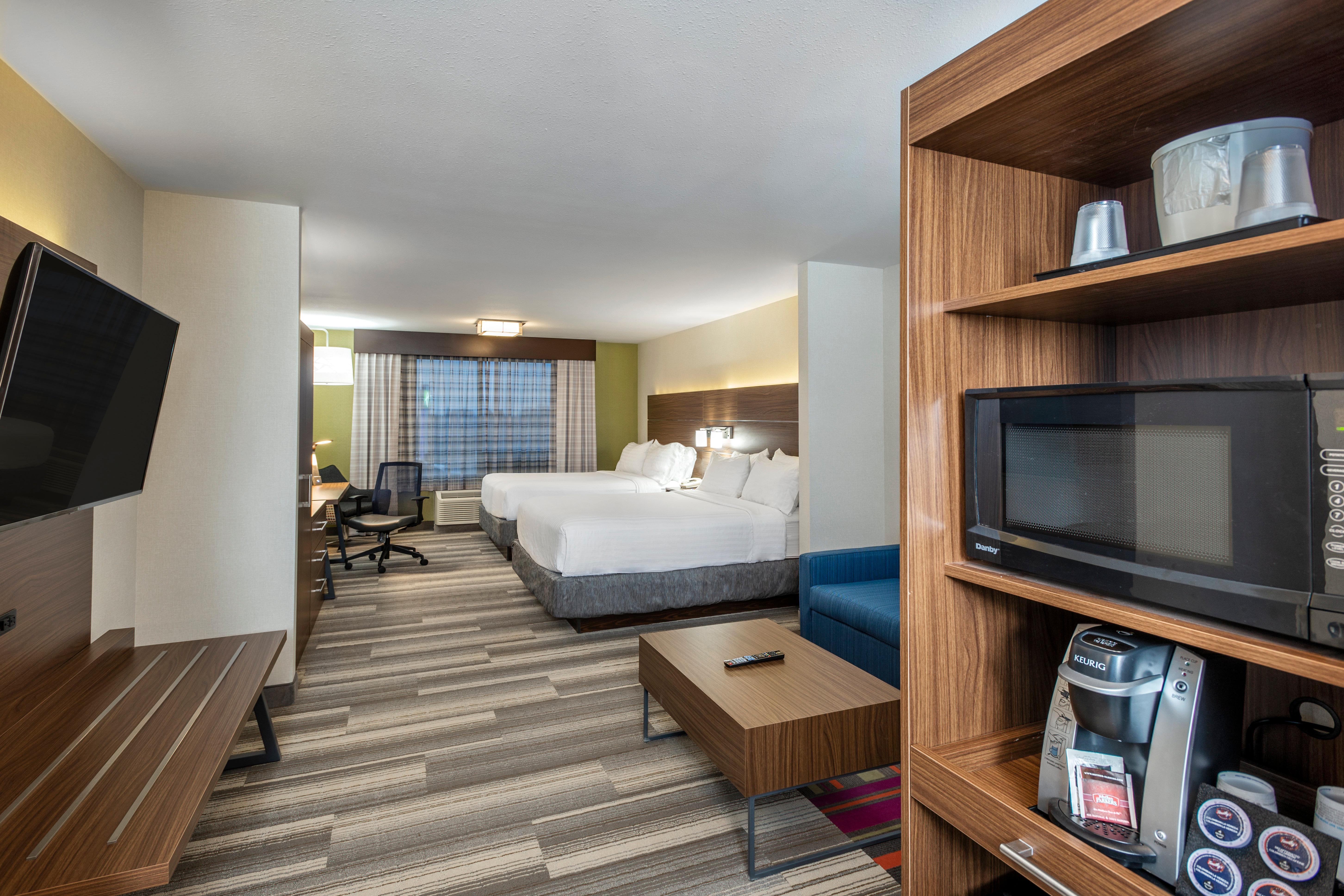 Holiday Inn Express & Suites Medicine Hat By Ihg Экстерьер фото