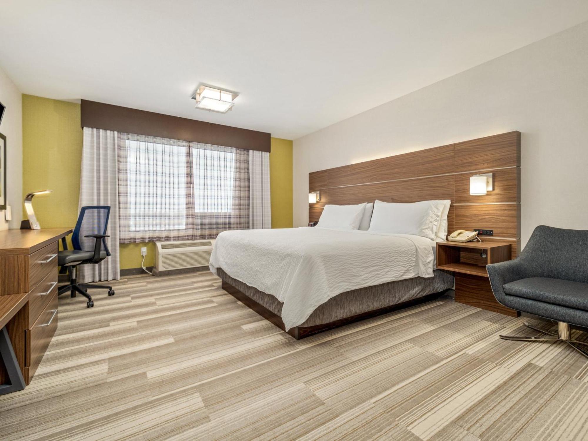 Holiday Inn Express & Suites Medicine Hat By Ihg Экстерьер фото