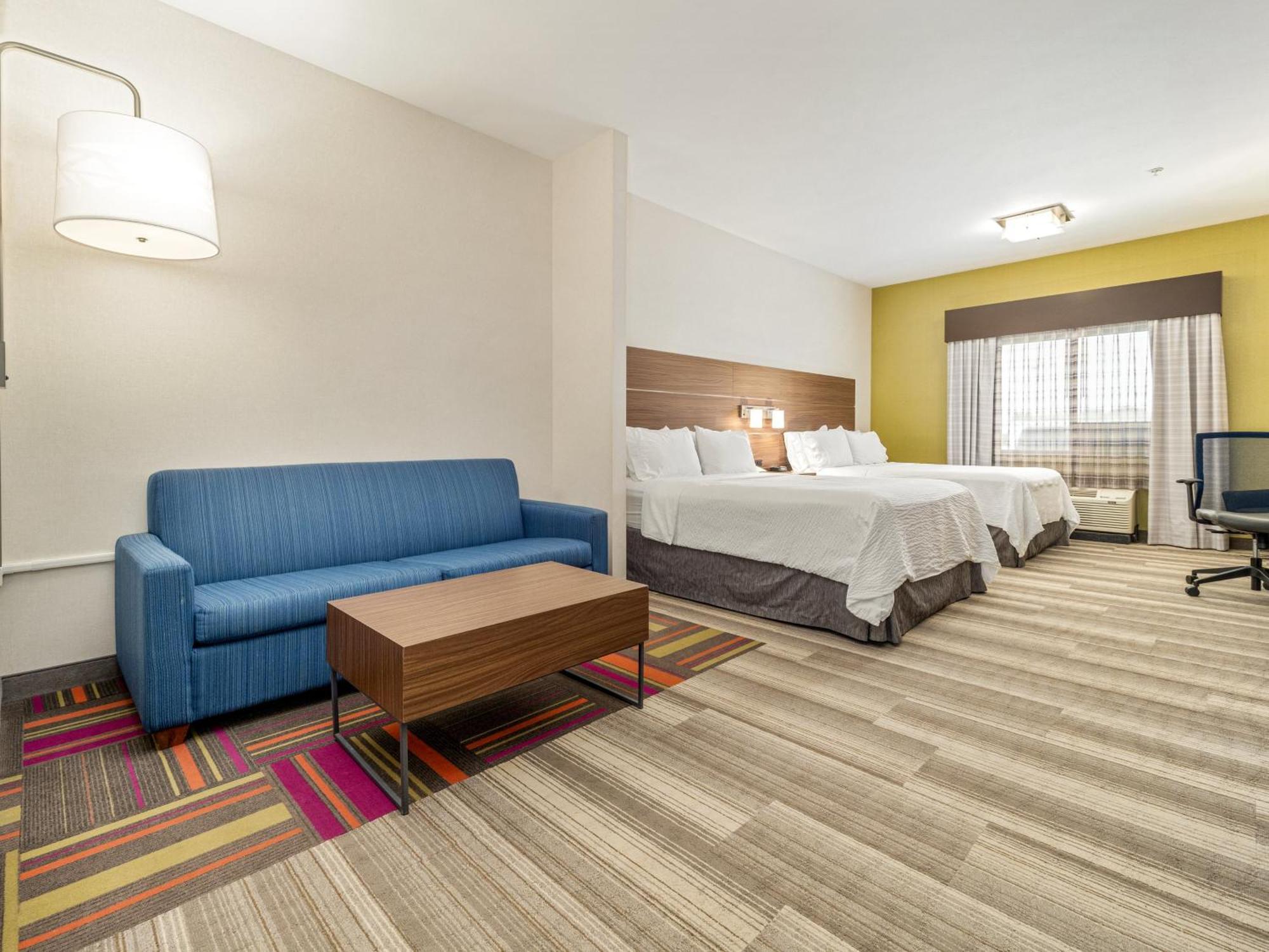 Holiday Inn Express & Suites Medicine Hat By Ihg Экстерьер фото